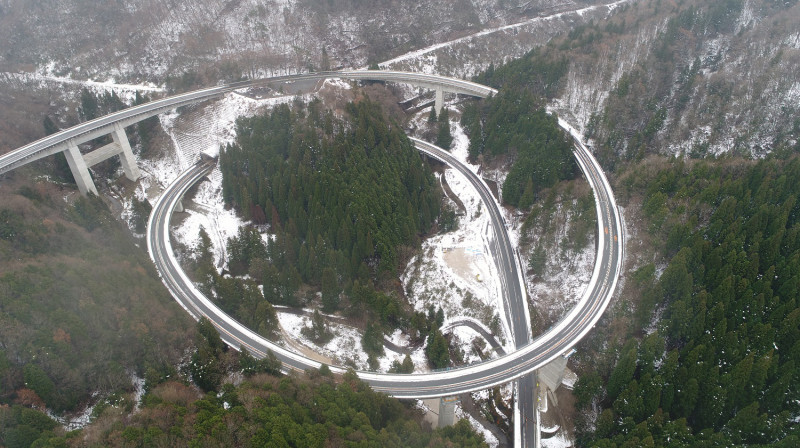 奥出雲の山岳ループは「ヤマタノオロチ」1