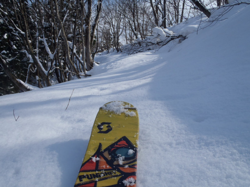 「命のトンネル」中山隧道、豪雪の中山峠を歩く、滑る。2