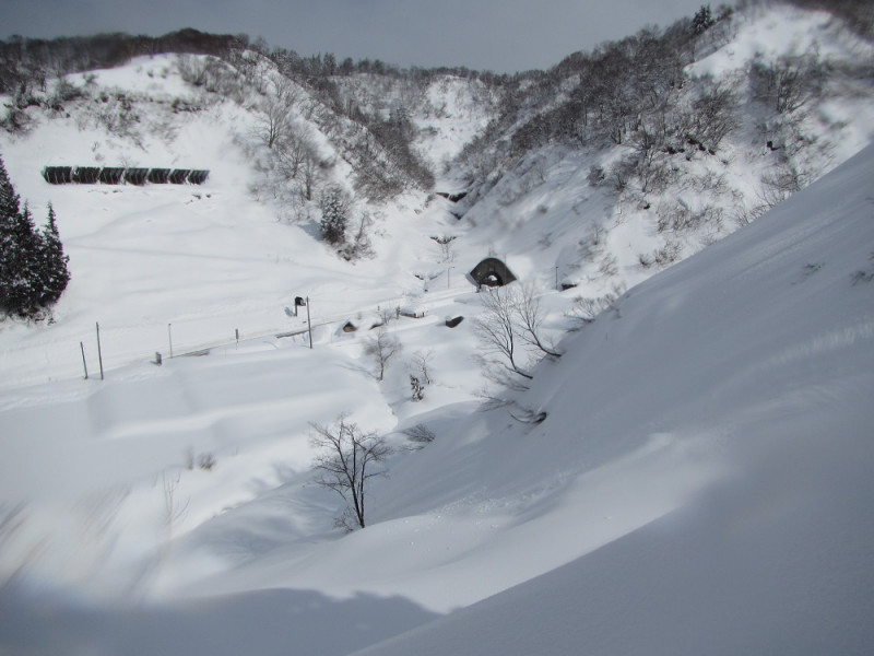 「命のトンネル」中山隧道、寒波の中山峠1