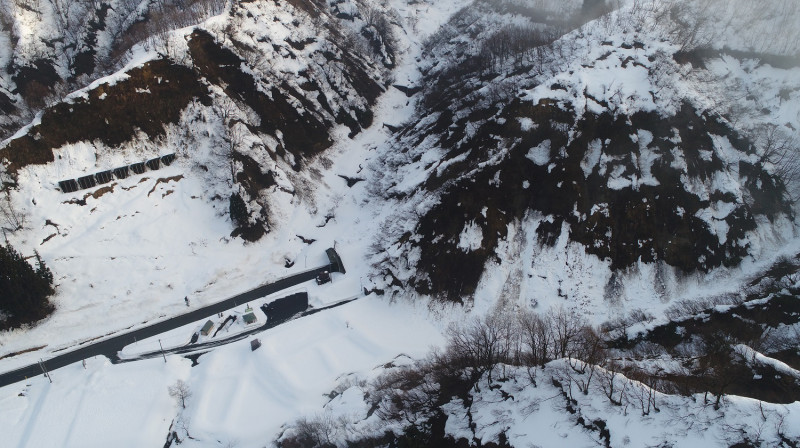 「命のトンネル」中山隧道、スノーボードで行く中山峠2